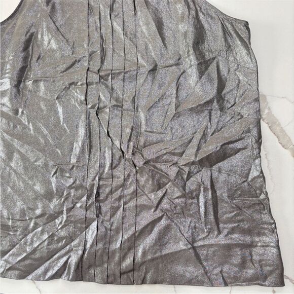 J Crew | Women’s Silver Halter Sleeveless Silk Pleated Blouse Top Size 6 - Picture 6 of 12